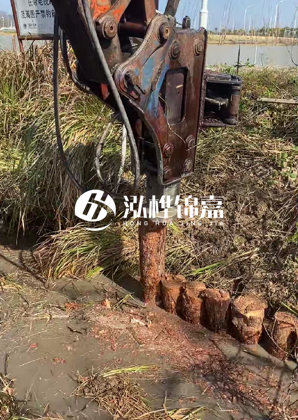 松木樁施工雙排支護(hù)樁和單排支護(hù)樁的區(qū)別?什么時(shí)候采用雙排?