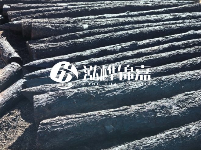 經(jīng)過防腐處理的松木樁價(jià)格貴多少?炭化處理的松木樁貴多少?